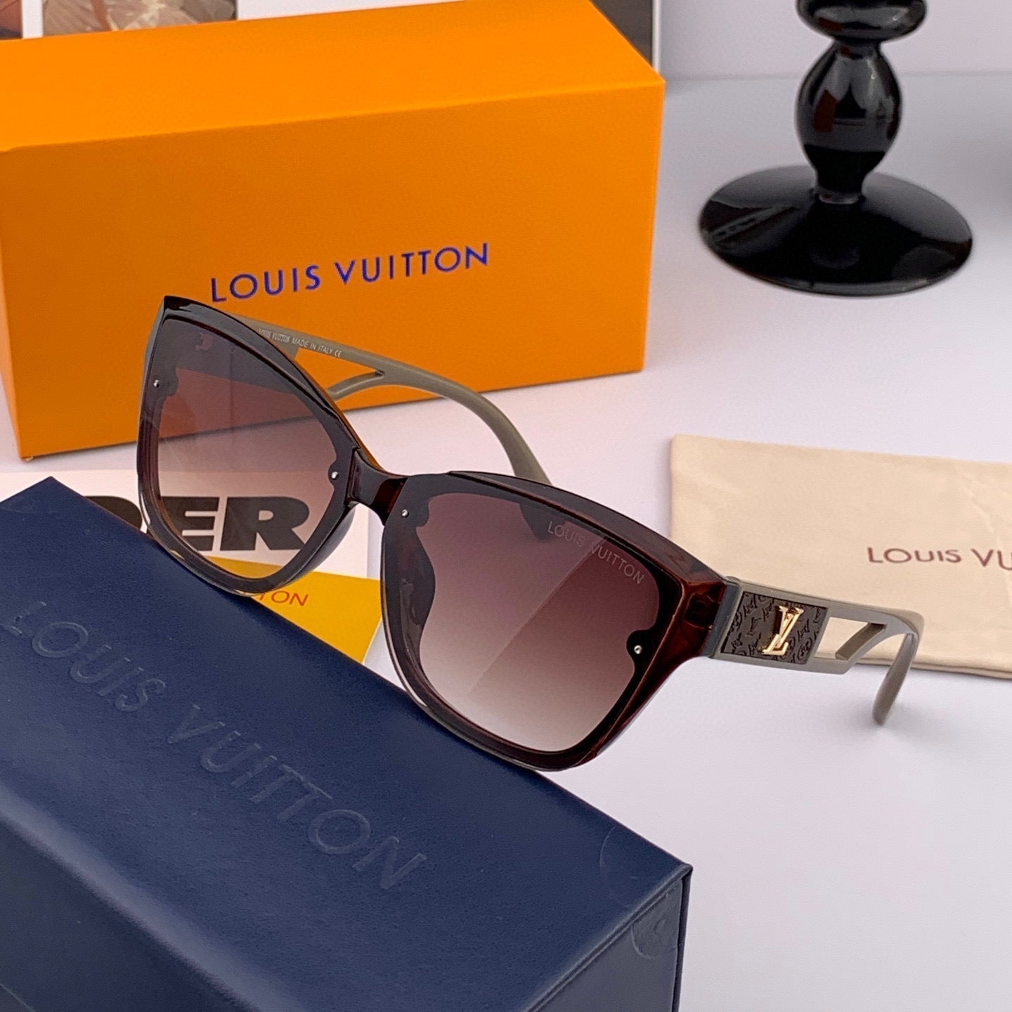 LOUIS VUITTON CAT EYE SUNGLASSES L7310 IN ACETATE