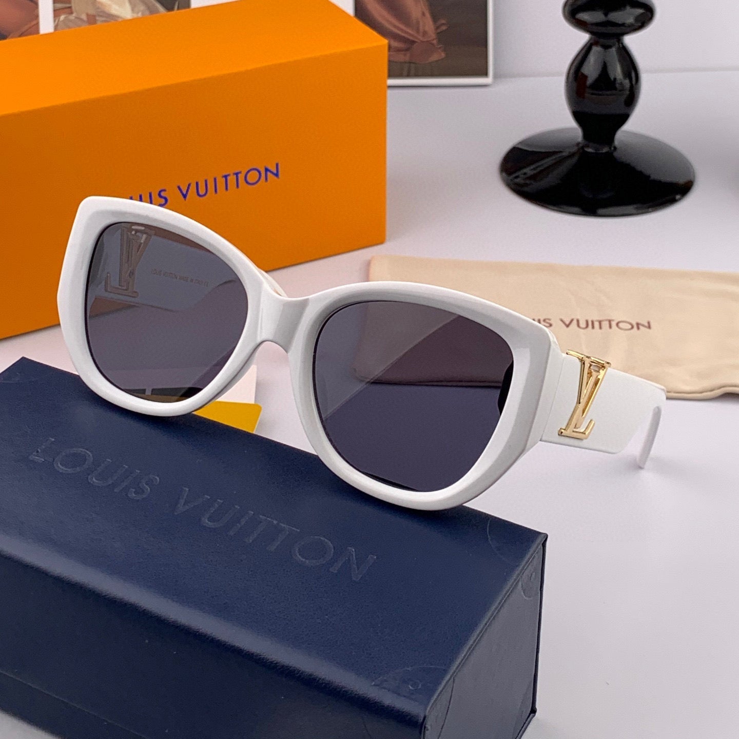 LOUIS VUITTON CAT EYE SUNGLASSES 2614 IN ACETATE