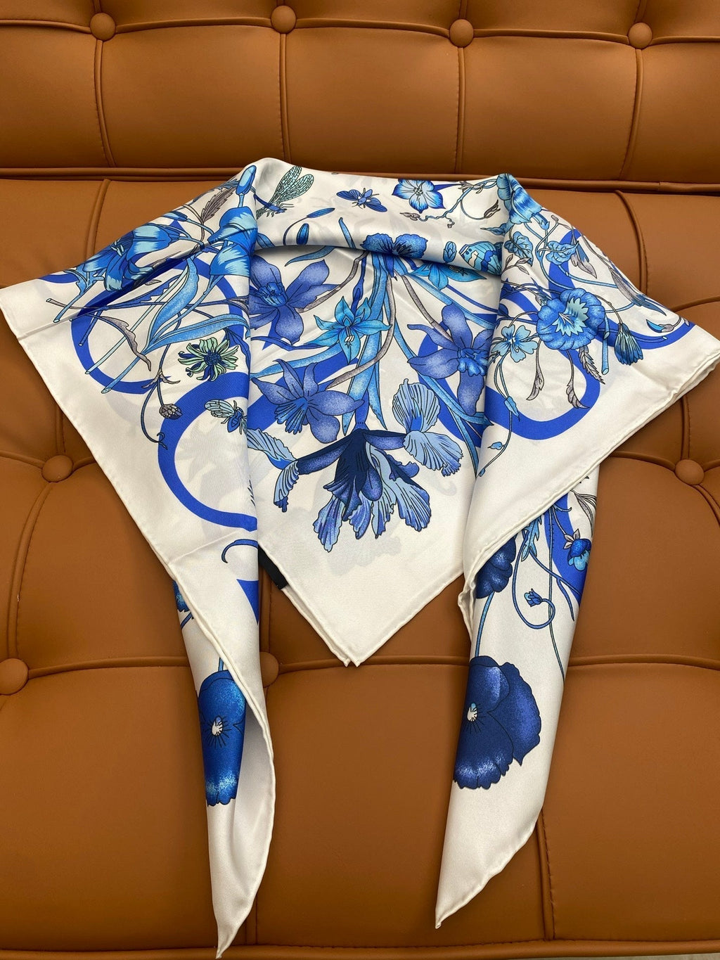 DIOR SCARF 90 CM IN SILK FABRIC 703657